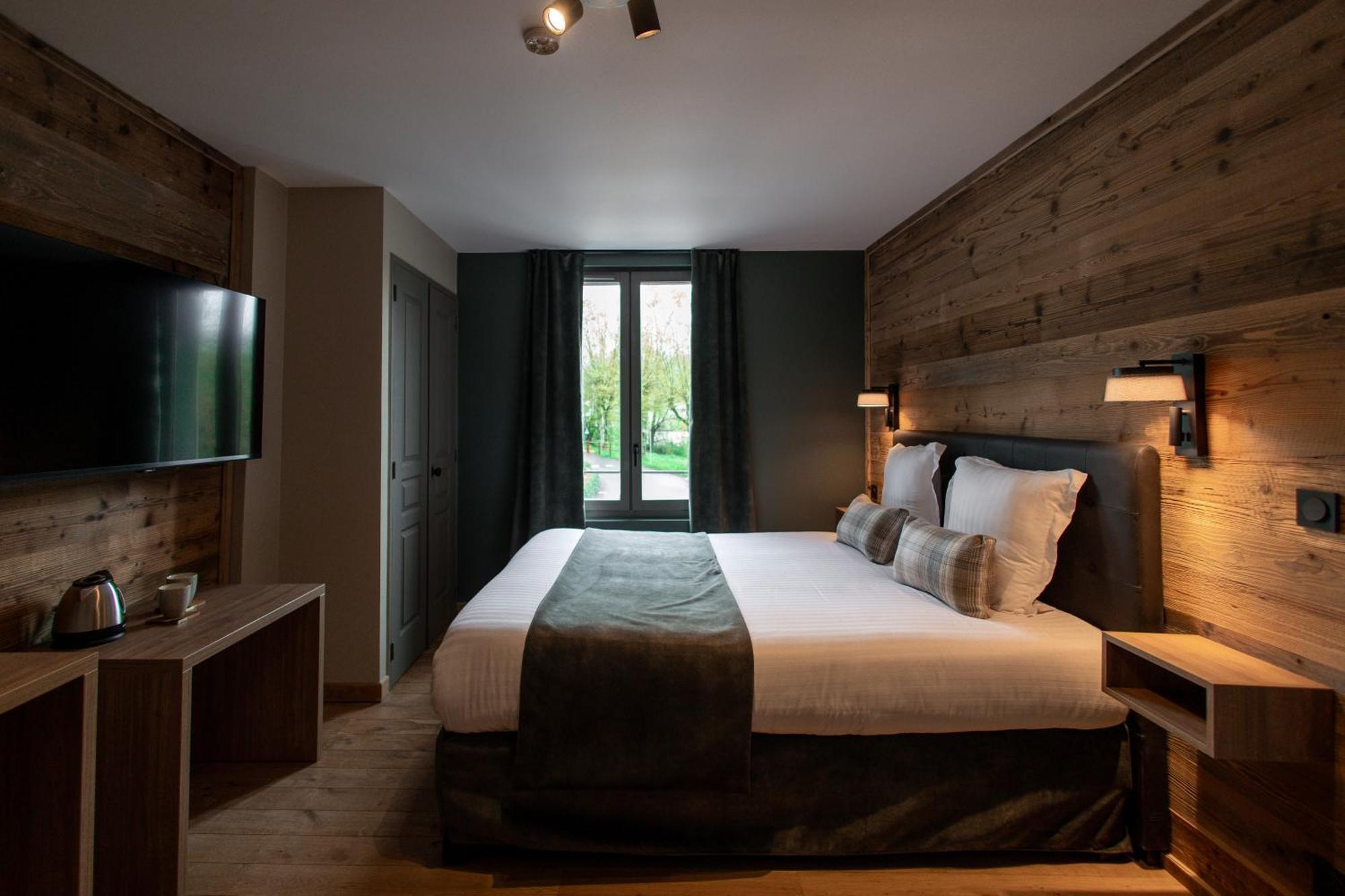 Les Lodges Du Lac Saint-Alban-de-Montbel Экстерьер фото
