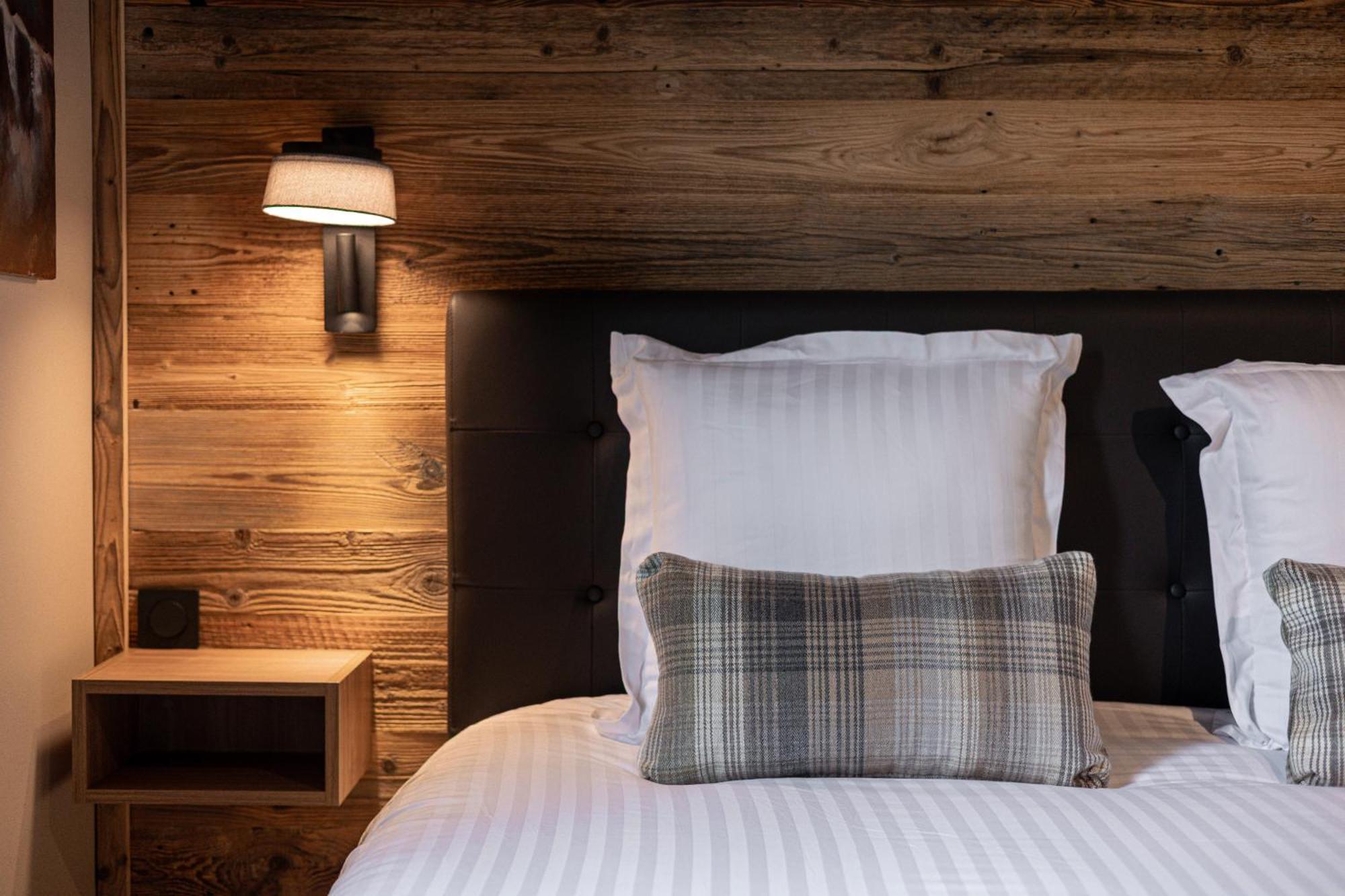 Les Lodges Du Lac Saint-Alban-de-Montbel Экстерьер фото